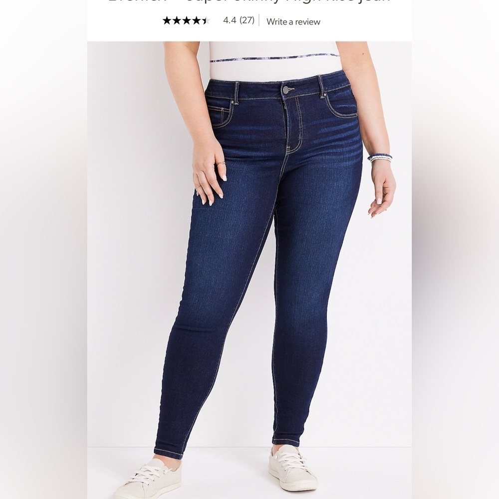 Maurices Plus Size Skinny Jeggings. Mid Rise Dark Wash Size XL Reg.